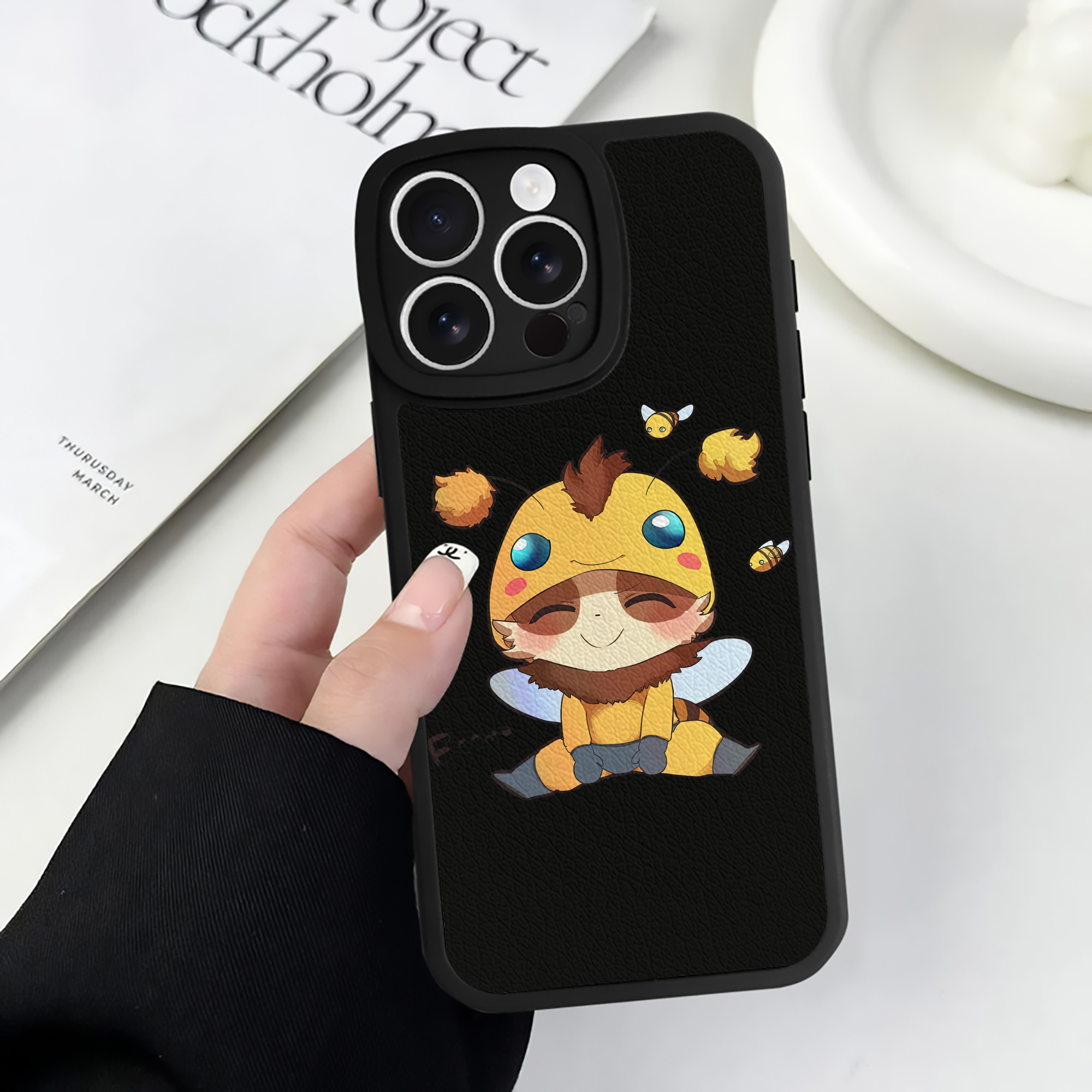 リーグ・オブ・レジェンド League of Legends LOL 【iPhone 16シリーズ対応】シリコンスマホケース（レザー調） 材質：シリコン